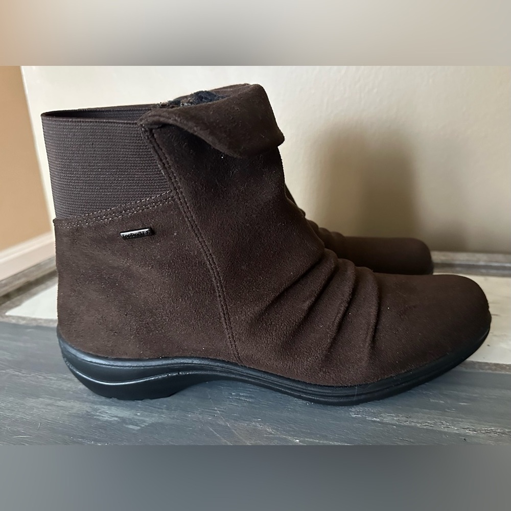 Romika Women's Top Dry Tex Waterpoof Ankle Bootie - Size‎ 38